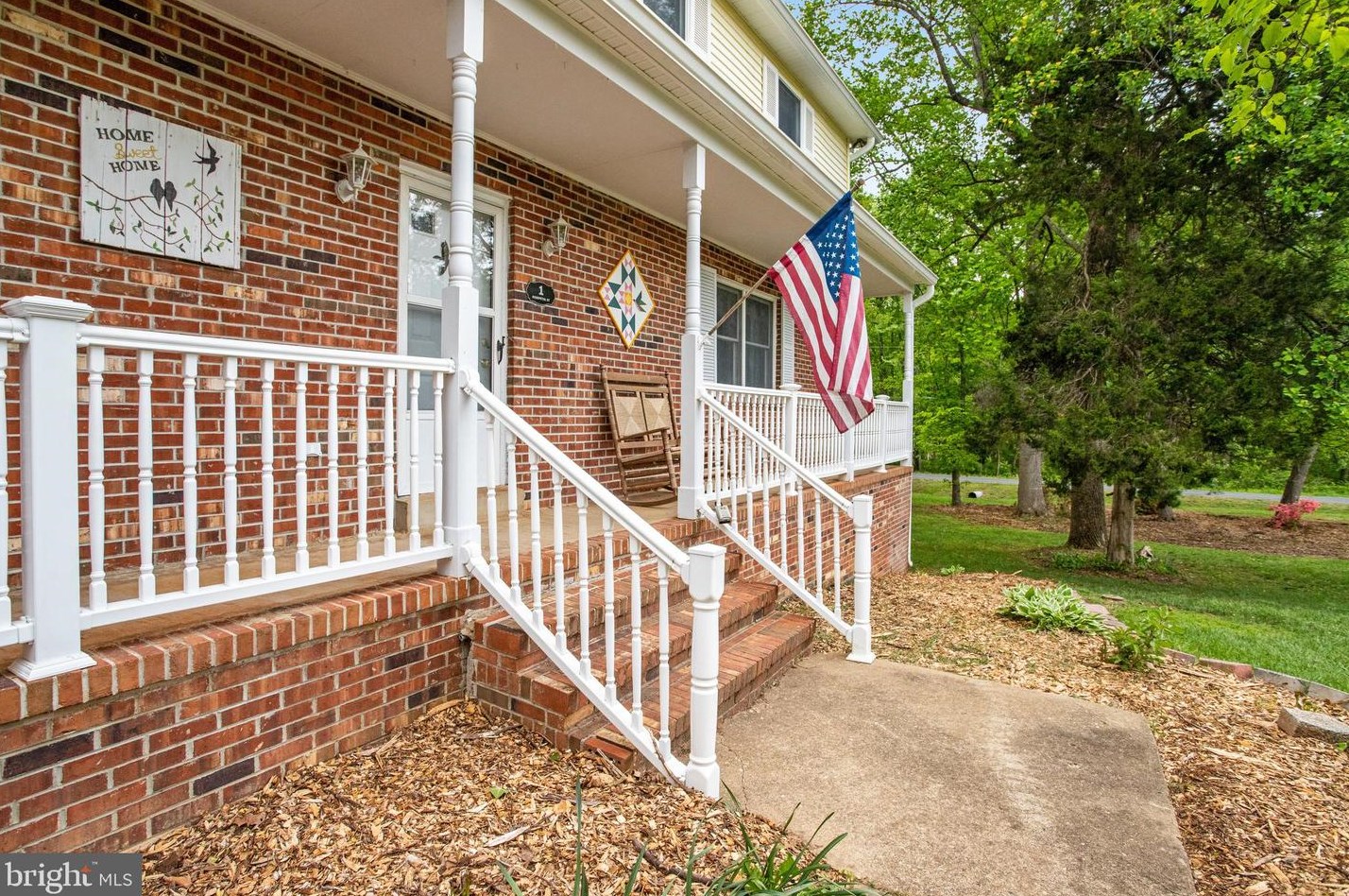 1 Rosepetal St, Stafford, VA 22556