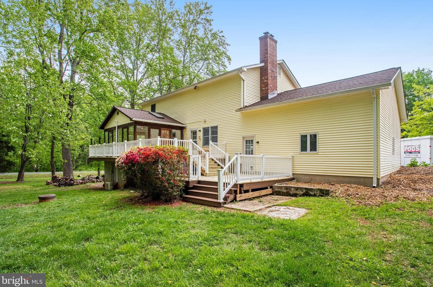 1 Rosepetal St, Stafford VA  22556-6219 exterior