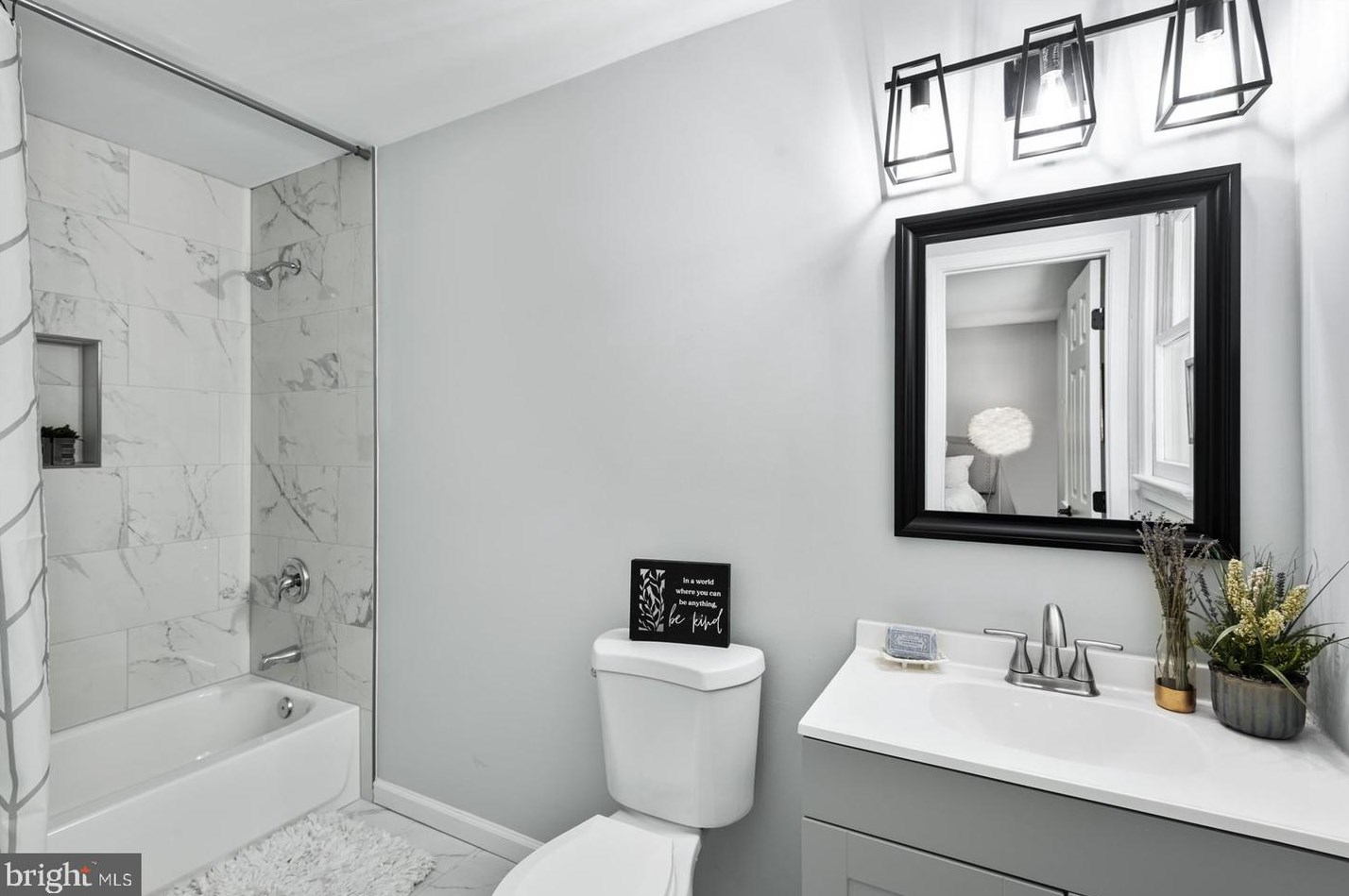 1011 Aquia Dr, Stafford VA  22554-1940 exterior