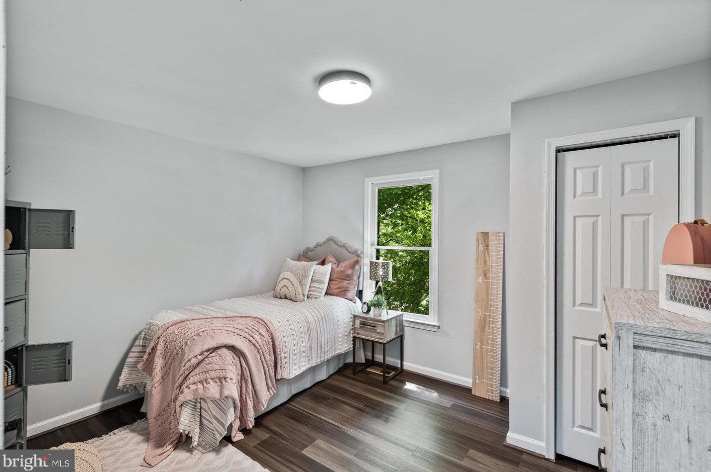 1011 Aquia Dr, Stafford VA  22554-1940 exterior