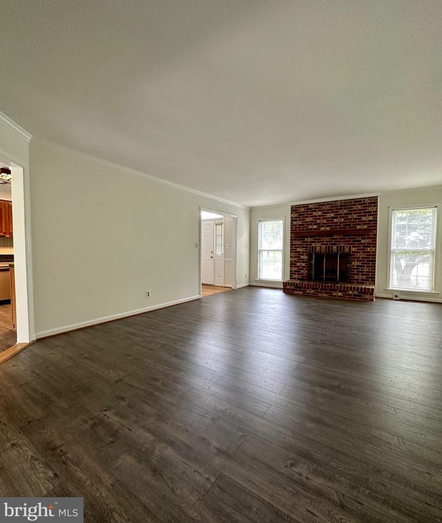 37 S Pointe Ln, Fredericksburg, VA 22405