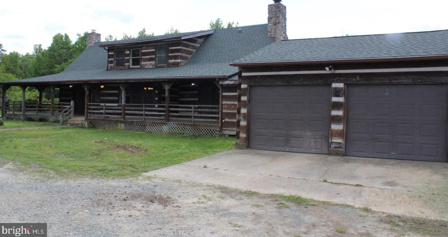 48 Old Falls Rd, Fredericksburg, VA 22405