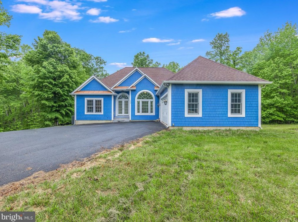 2636 Mountain View Rd, Stafford, VA 22556