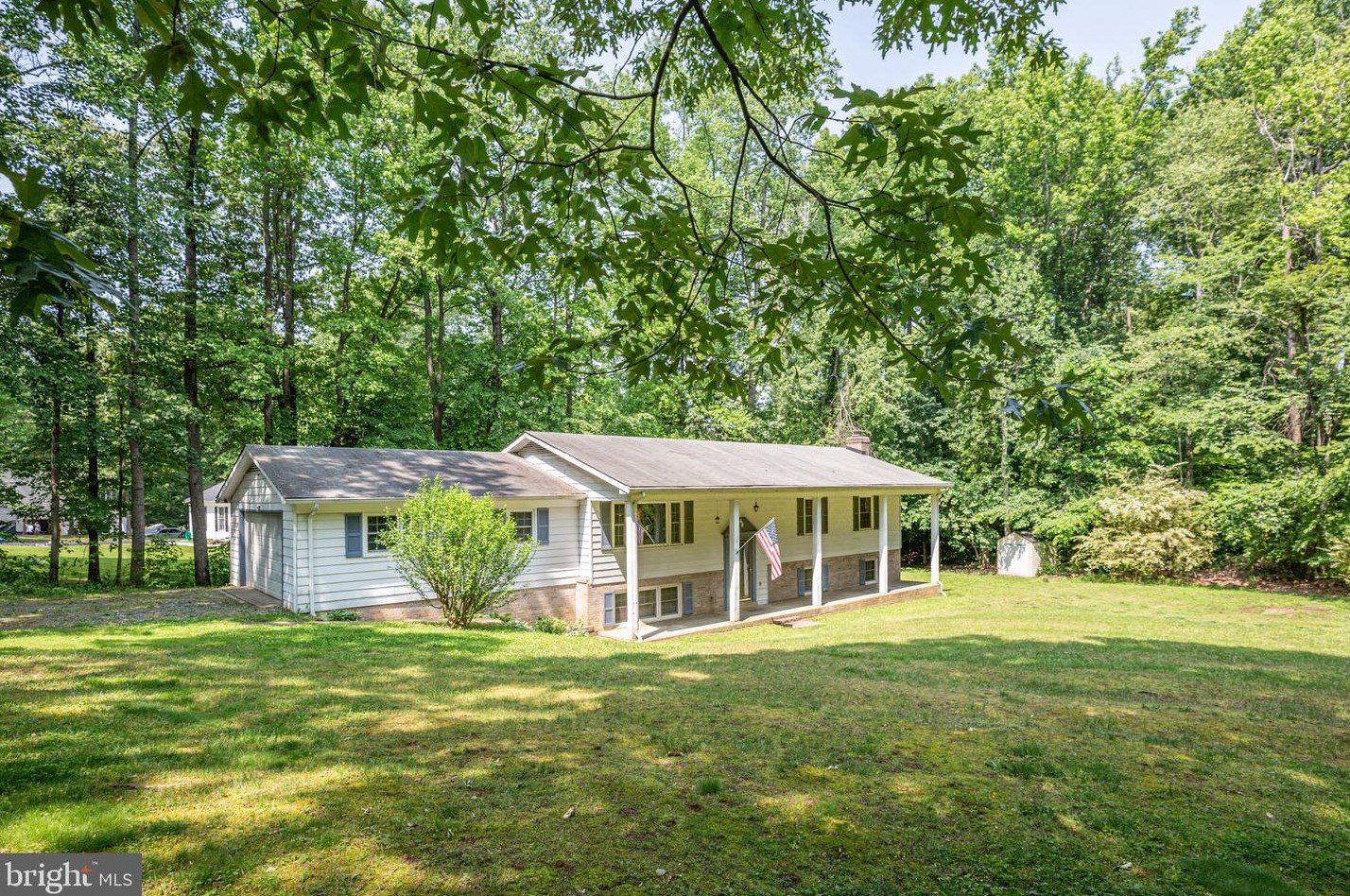 101 Wendy St, Stafford, VA 22554-5318