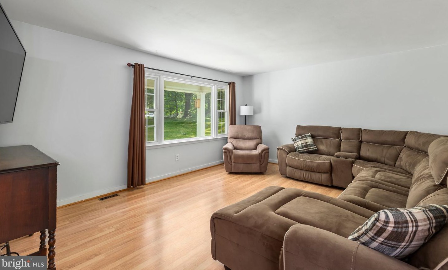 101 Wendy St, Stafford VA  22554-5318 exterior