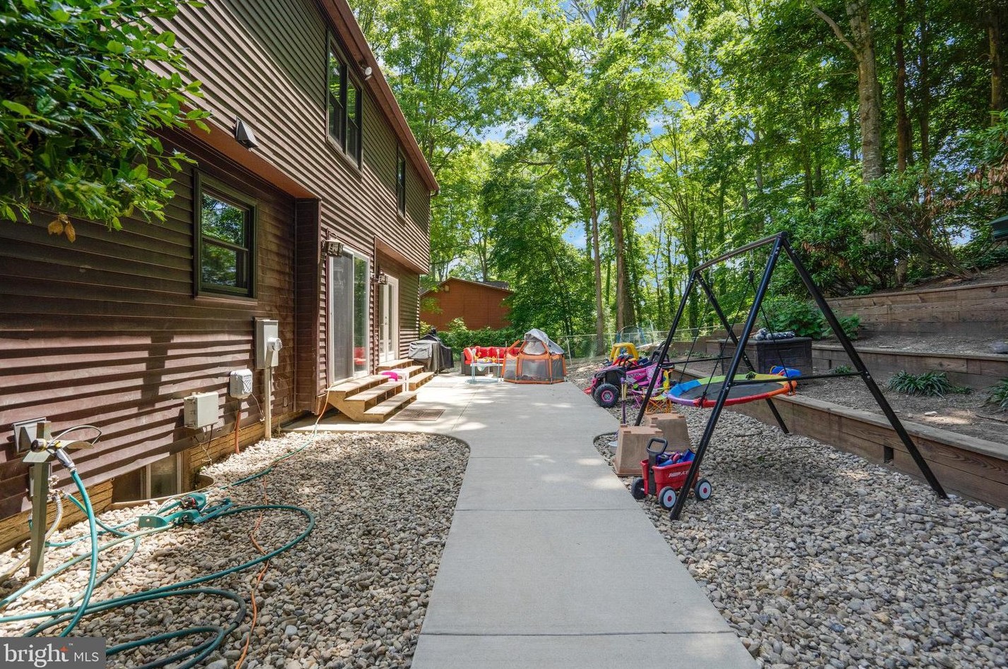 1101 Cape Cod Dr, Stafford VA  22554-2121 exterior