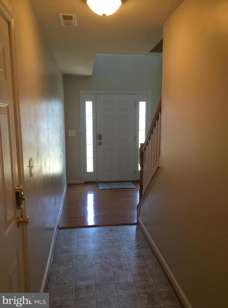 107 Dolphin Cv, Stafford, VA 22554