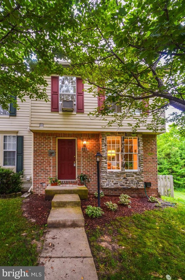 811 Sedgwick Ct, Stafford, VA 22554