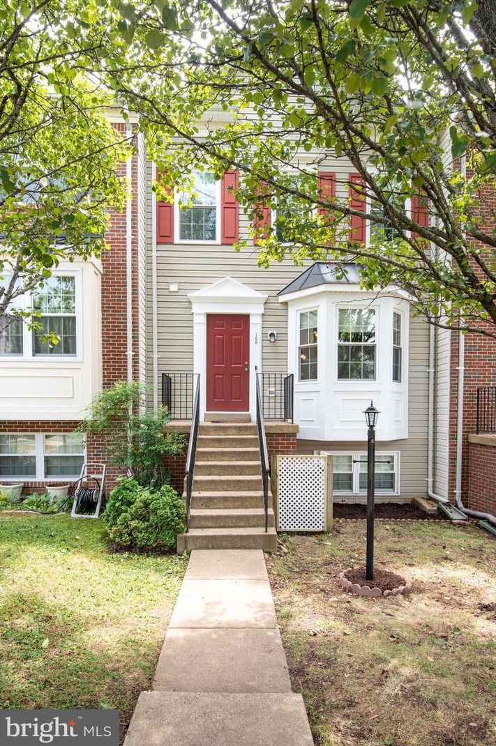 106 Pinnacle Dr, Stafford, VA 22554