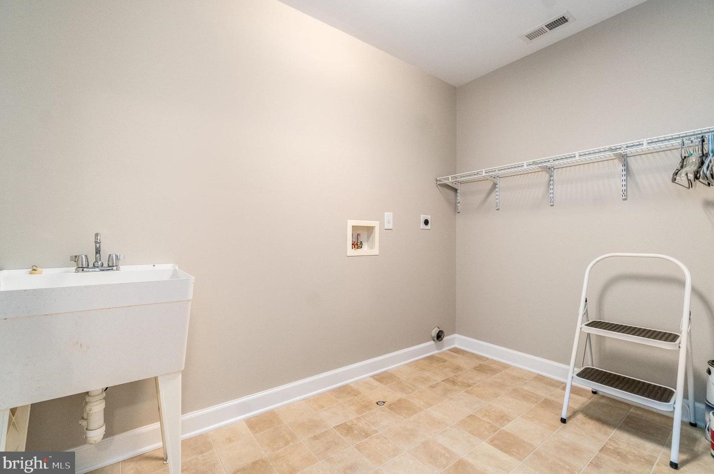 1788 Poplar Rd, Stafford VA 22556-6110 exterior