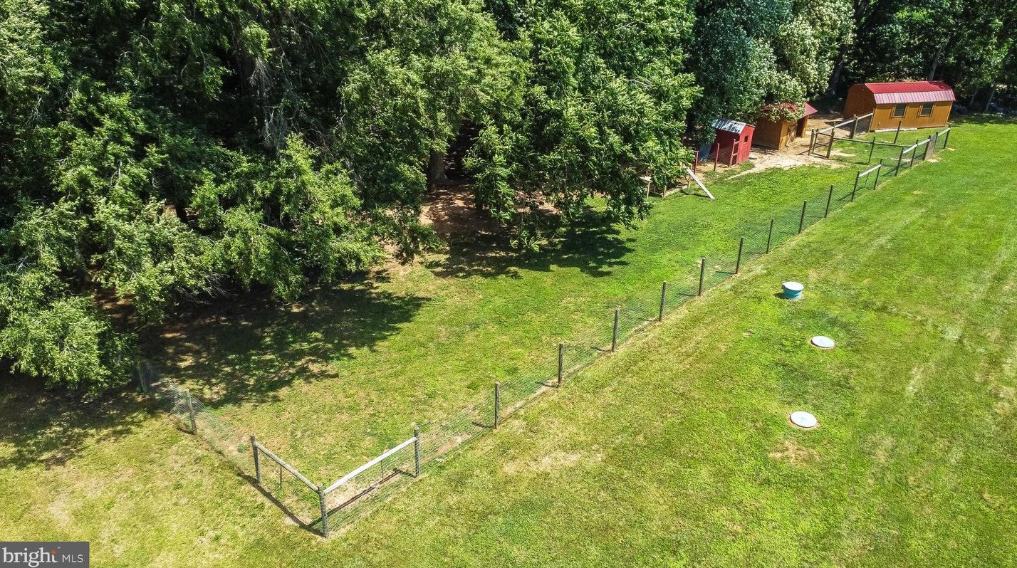 1788 Poplar Rd, Stafford VA 22556-6110 exterior