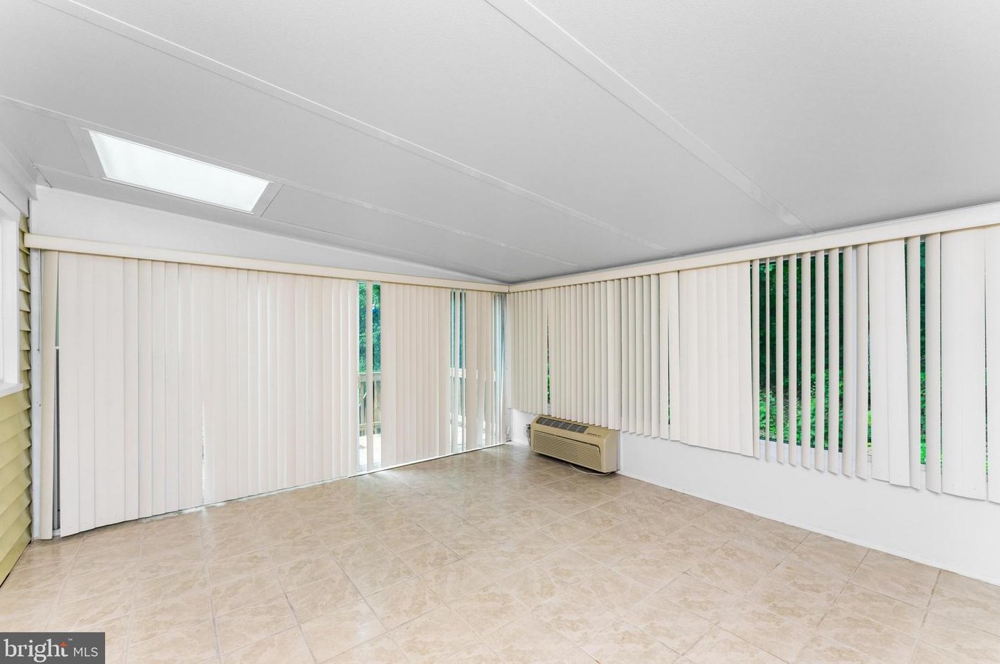 19 Moss Dr, Stafford VA 22556-1839 exterior