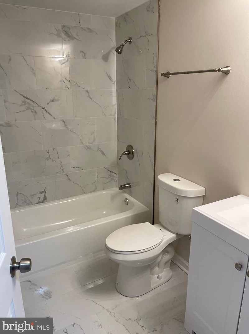 303 Carnaby St, Stafford, VA 22554-8418