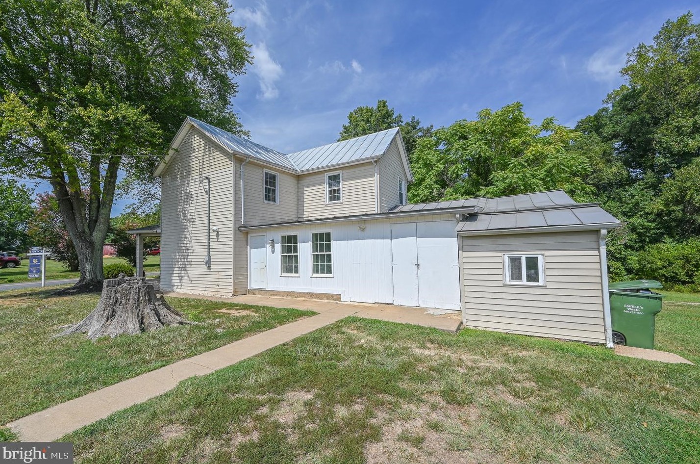 357 Cropp Rd, Fredericksburg, VA 22406