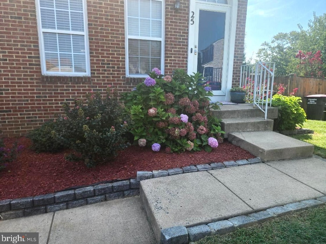 25 Ramsey Dr, Stafford, VA 22556-8610