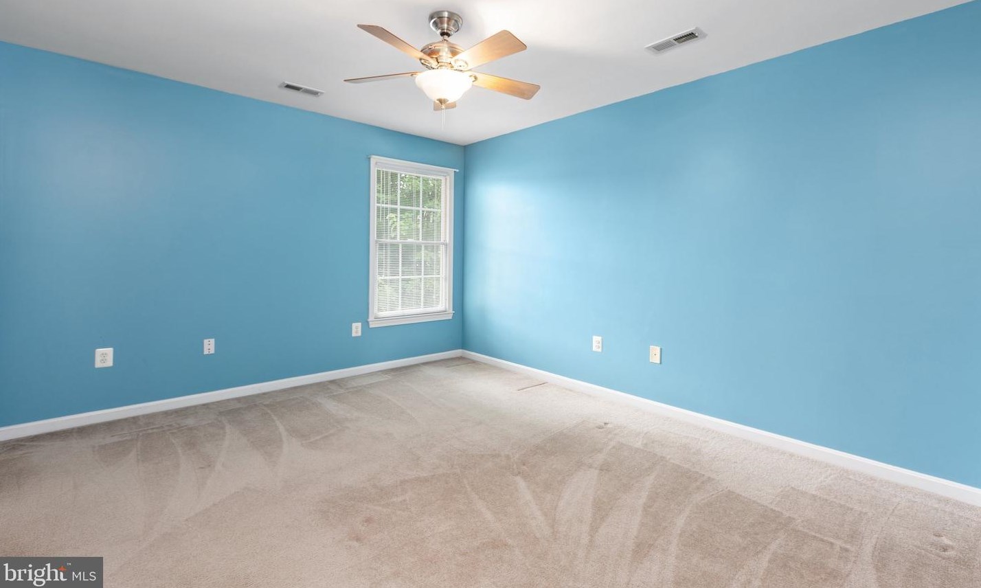 5 Scotland Cir, Stafford VA 22554-7612 exterior