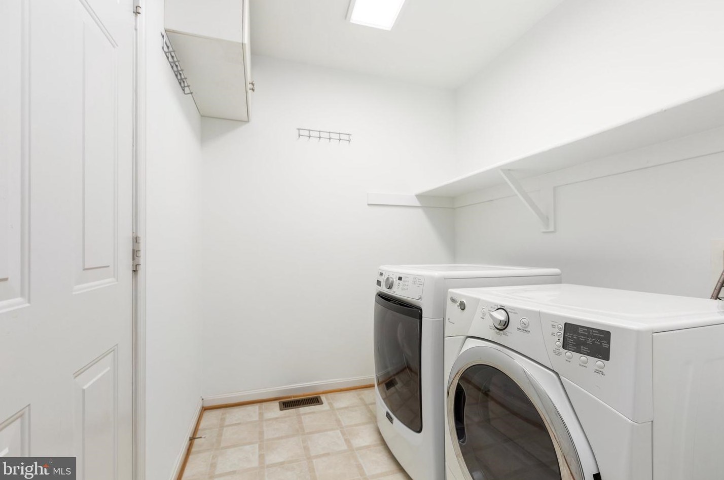 5 Scotland Cir, Stafford VA 22554-7612 exterior