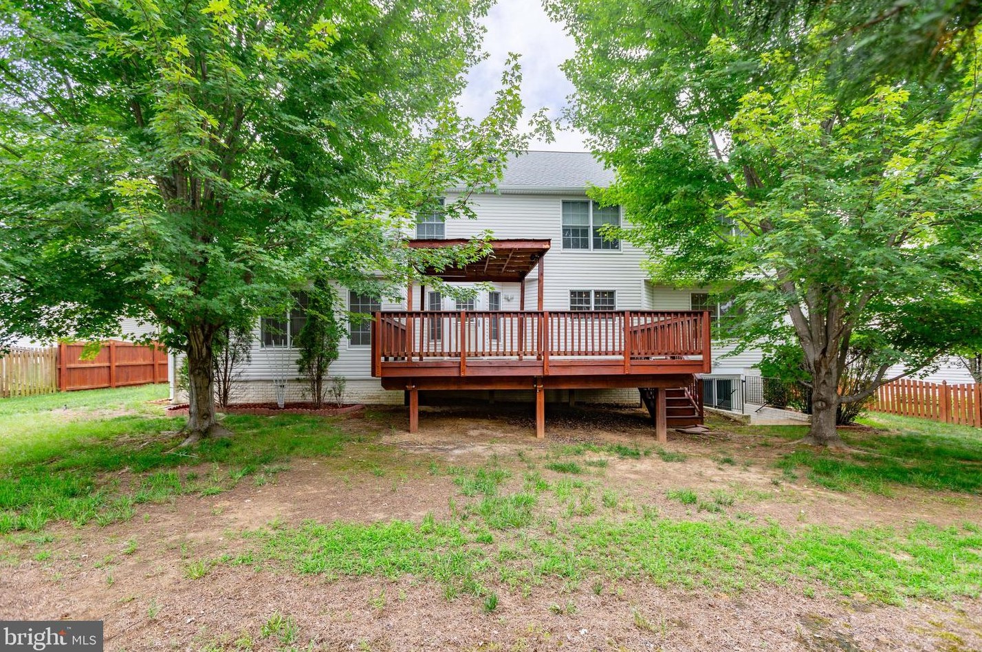 5 Scotland Cir, Stafford VA 22554-7612 exterior