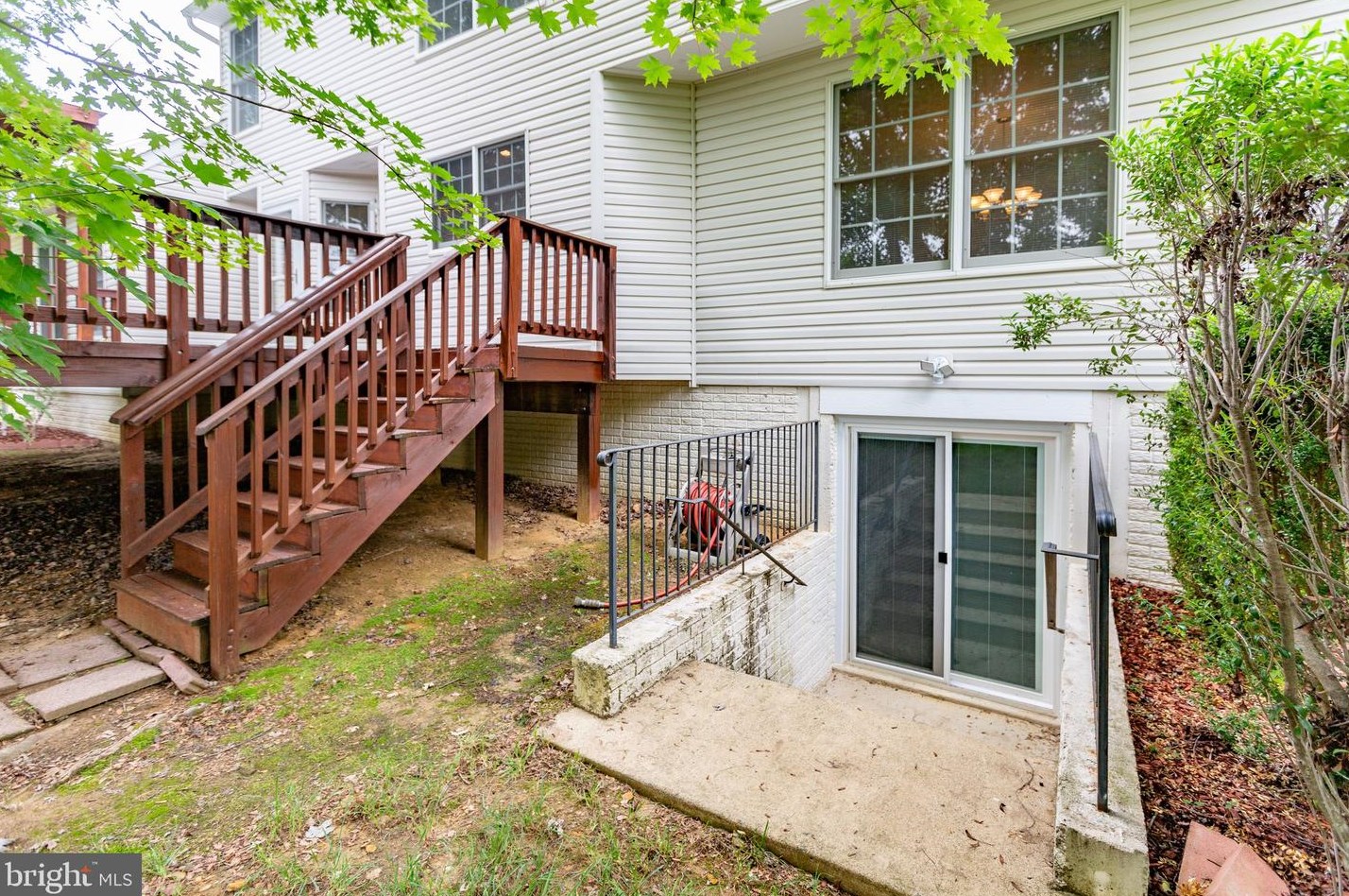 5 Scotland Cir, Stafford VA 22554-7612 exterior