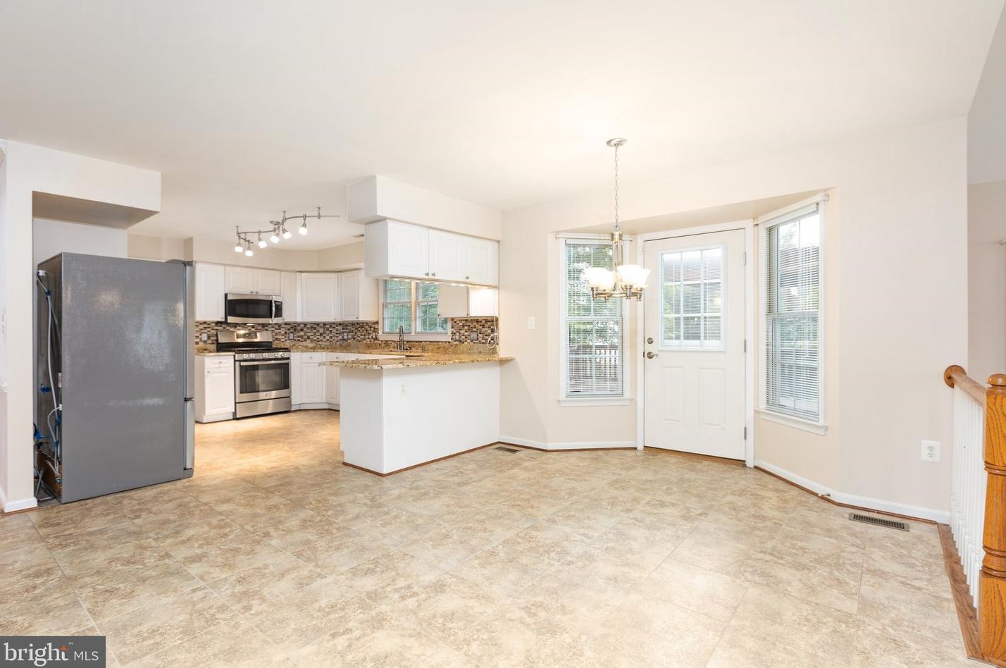 5 Scotland Cir, Stafford VA 22554-7612 exterior