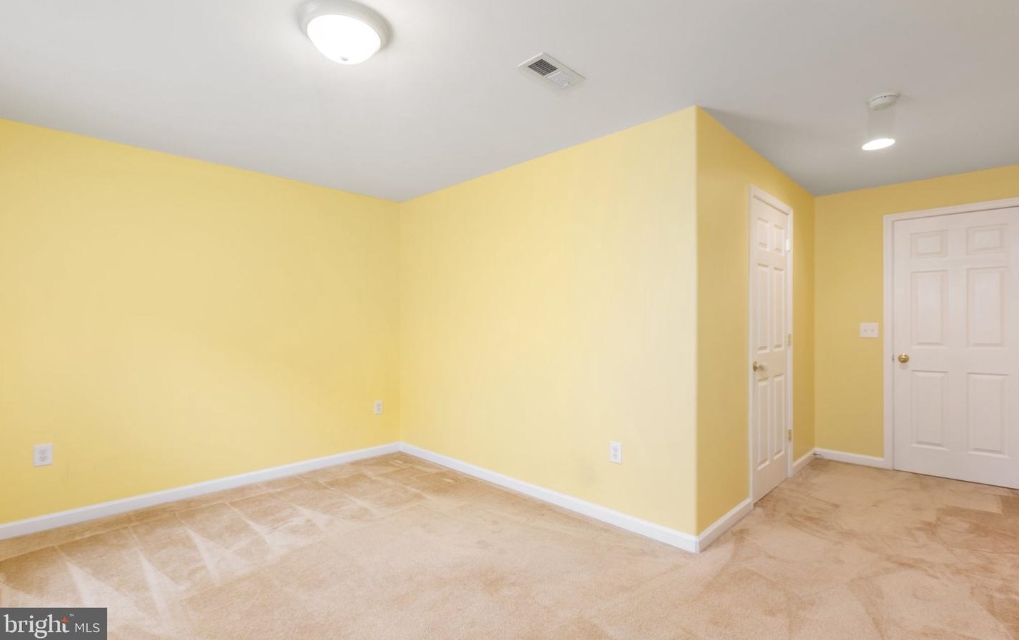 5 Scotland Cir, Stafford VA 22554-7612 exterior