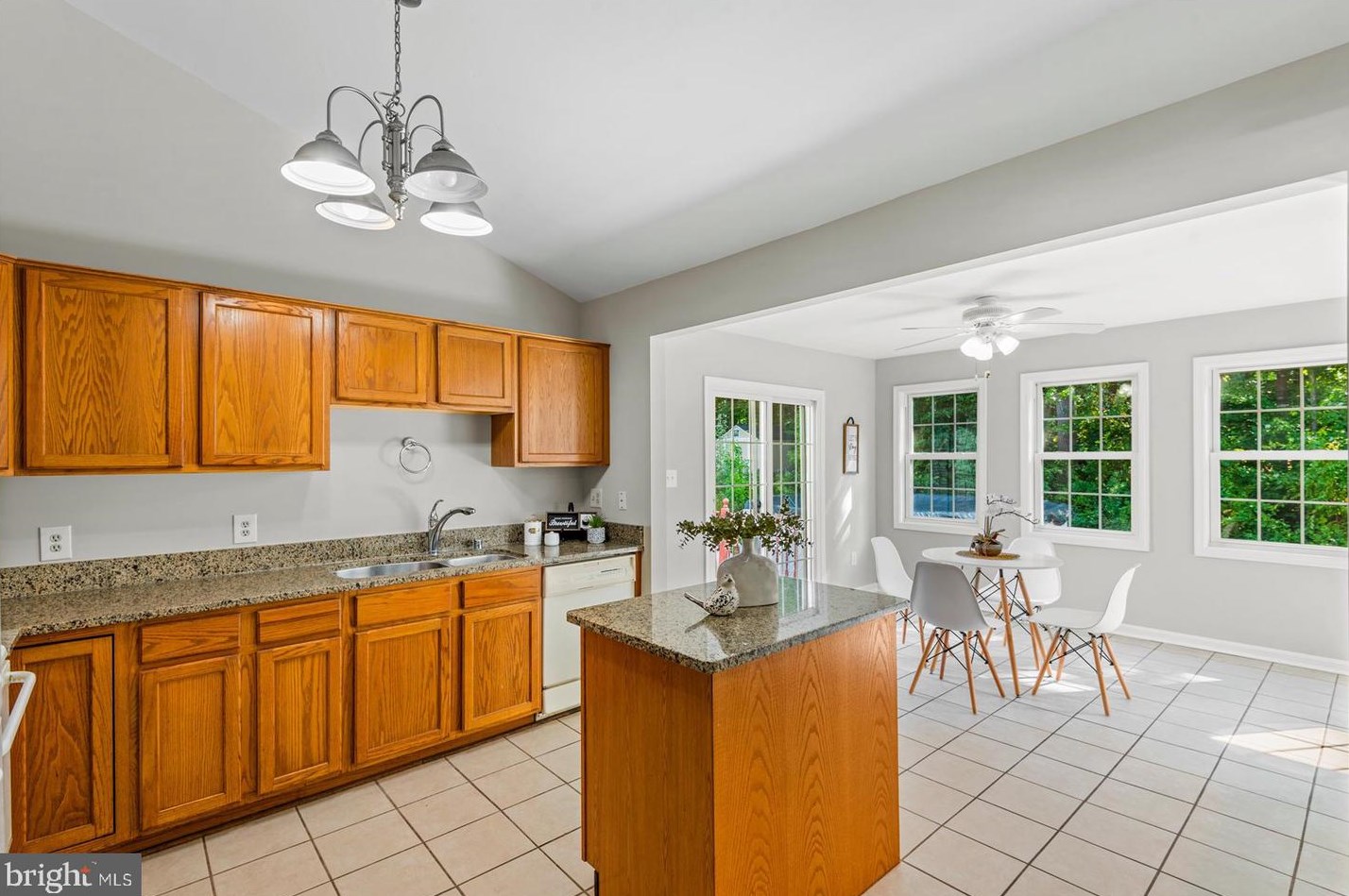 10 Darbywood Ct, Stafford VA 22554-7848 exterior