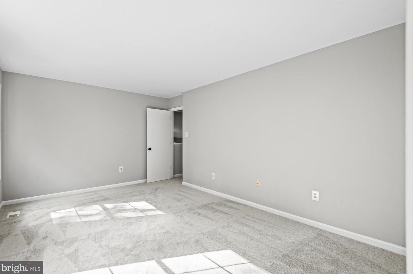 10 Darbywood Ct, Stafford VA 22554-7848 exterior