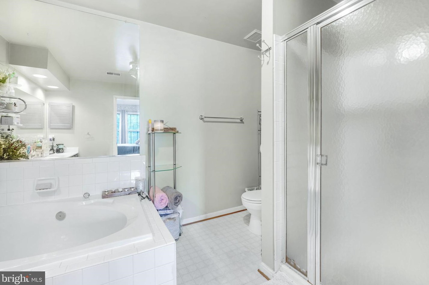 16 Regency Dr, Stafford VA 22554-7832 exterior