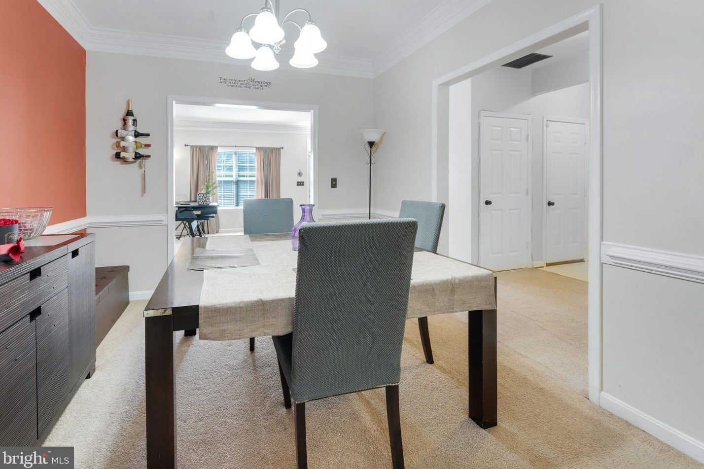 16 Regency Dr, Stafford VA 22554-7832 exterior