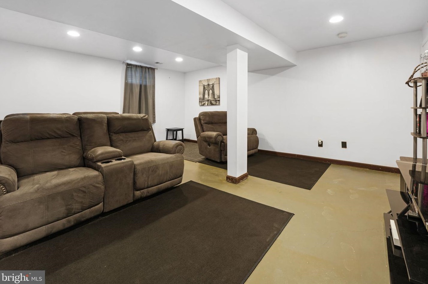 16 Regency Dr, Stafford VA 22554-7832 exterior