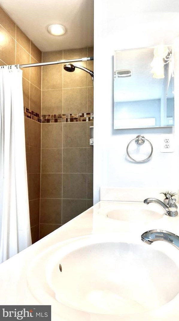 206 Breakers Edge Ct, Stafford VA  22554-4509 exterior