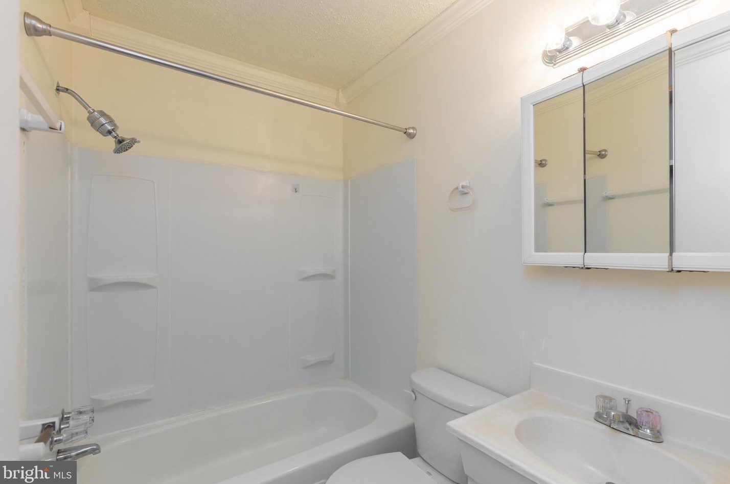 19 Oak Rd, Stafford VA  22556-3865 exterior