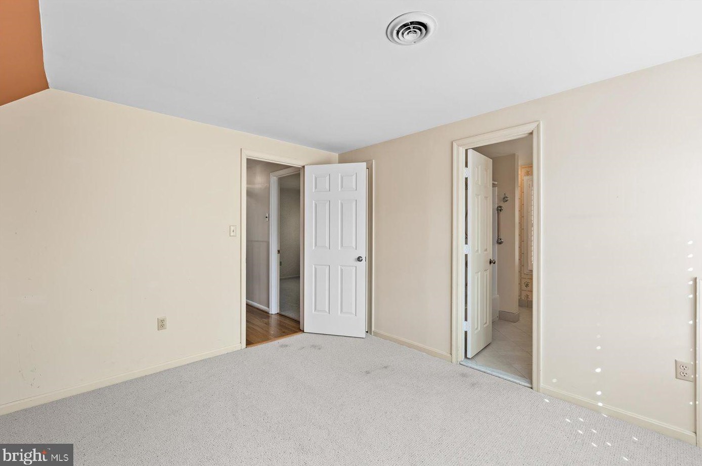 111 Oakwood Dr, Stafford VA  22554-3924 exterior