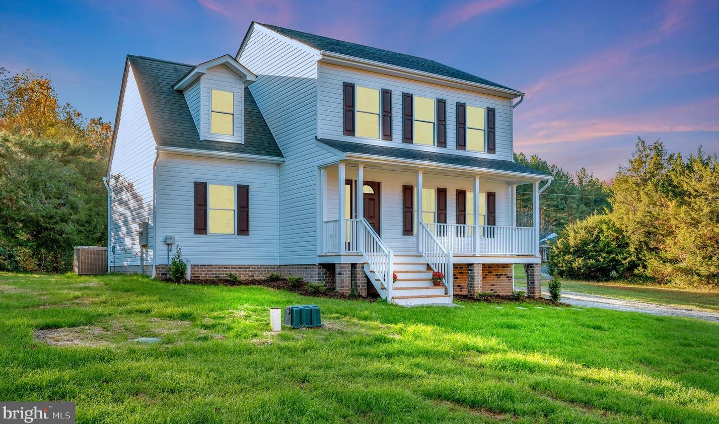 2 Schleighs Ln, Fredericksburg, VA 22406