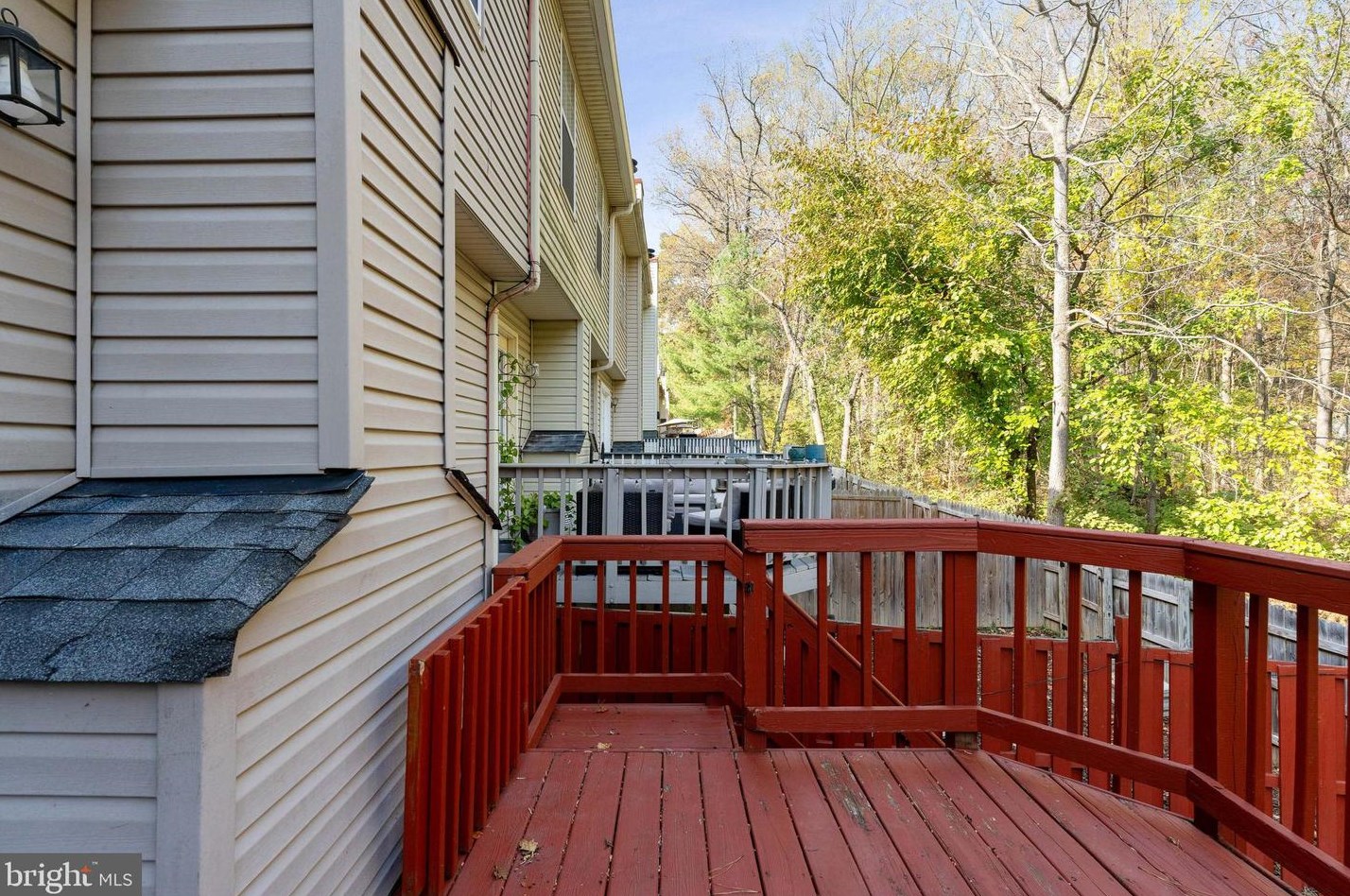 509 Mews Ct, Stafford VA  22556-3894 exterior