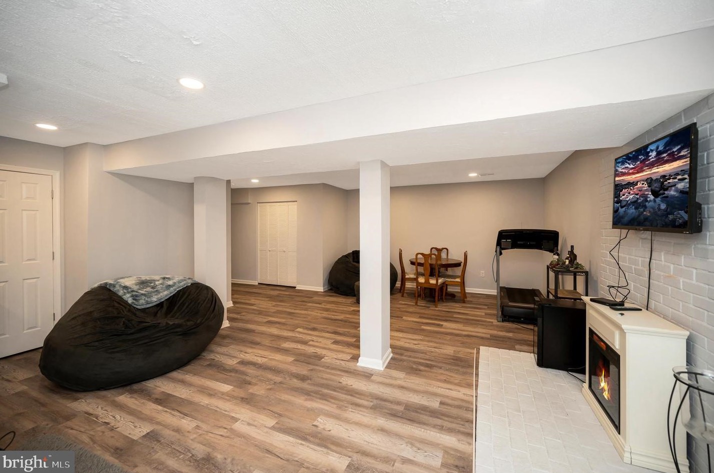 21 Greenridge Dr, Stafford VA  22554-5122 exterior