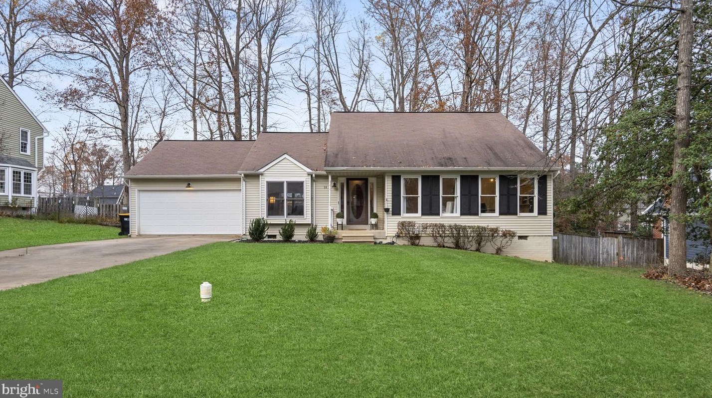 14 Owen St, Stafford, VA 22556