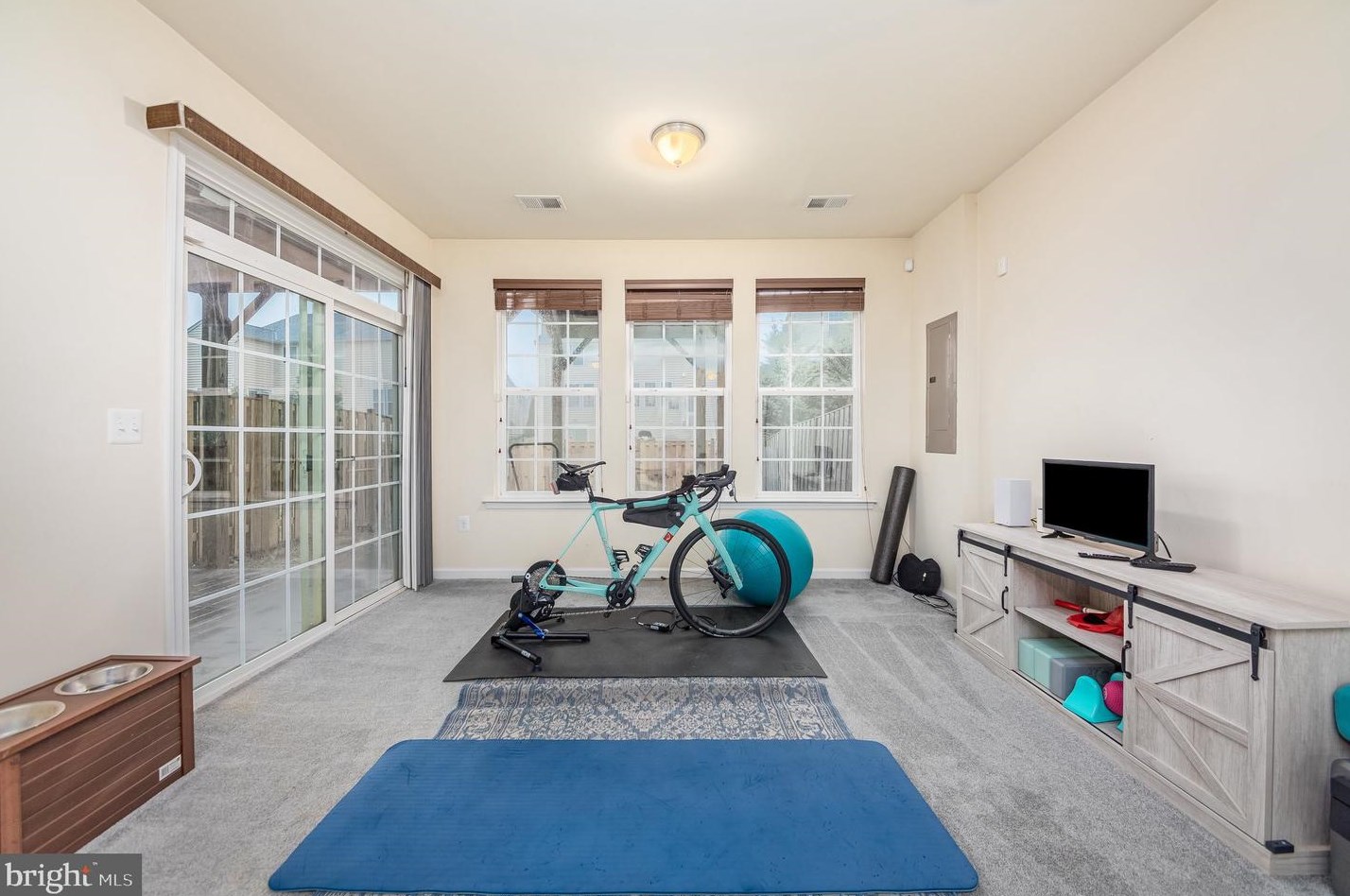 14 Lamplighter Ln, Stafford VA  22554-8533 exterior