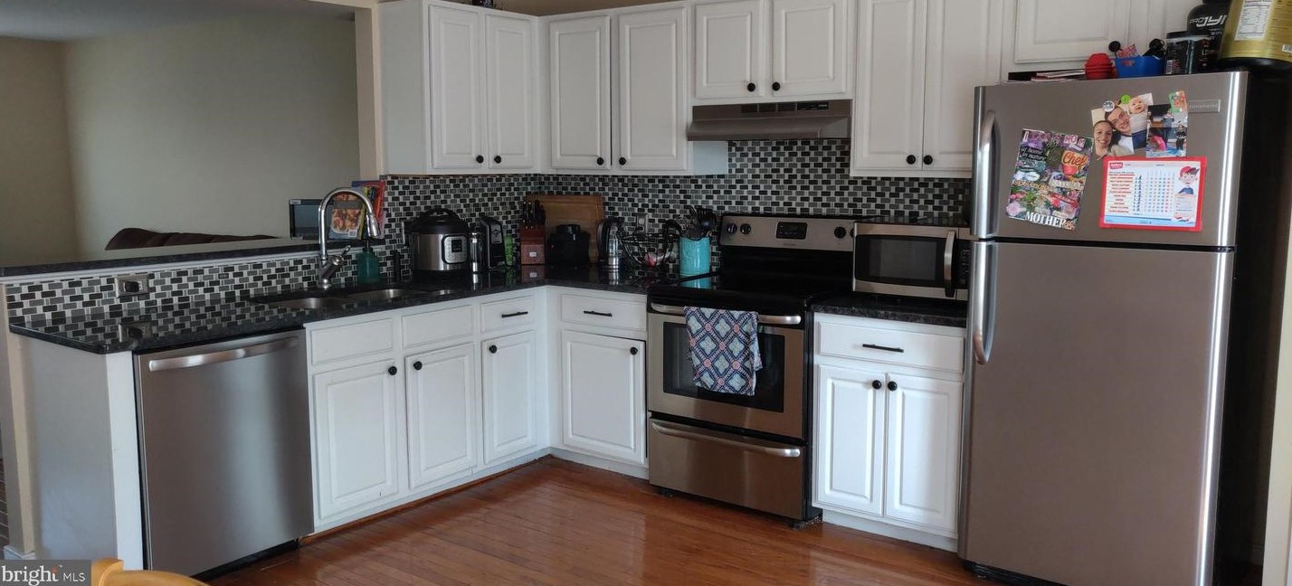 511 Hatchers Run Ct, Stafford, VA 22554