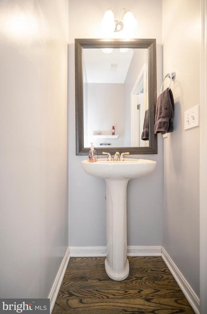 17 Pin Oak Ct, Stafford VA  22554-7923 exterior