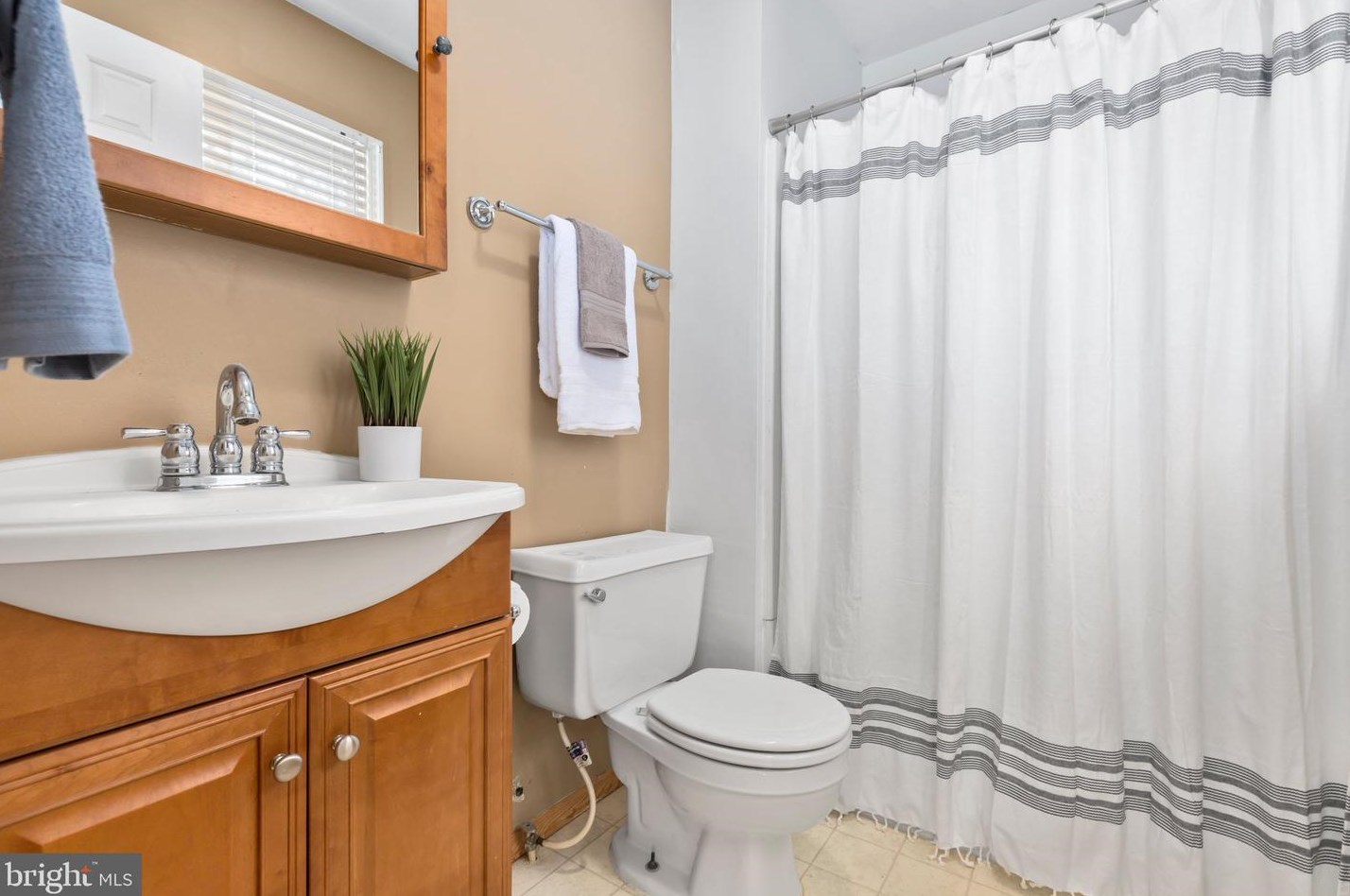 93 Dunbar Dr, Stafford VA  22556-6002 exterior