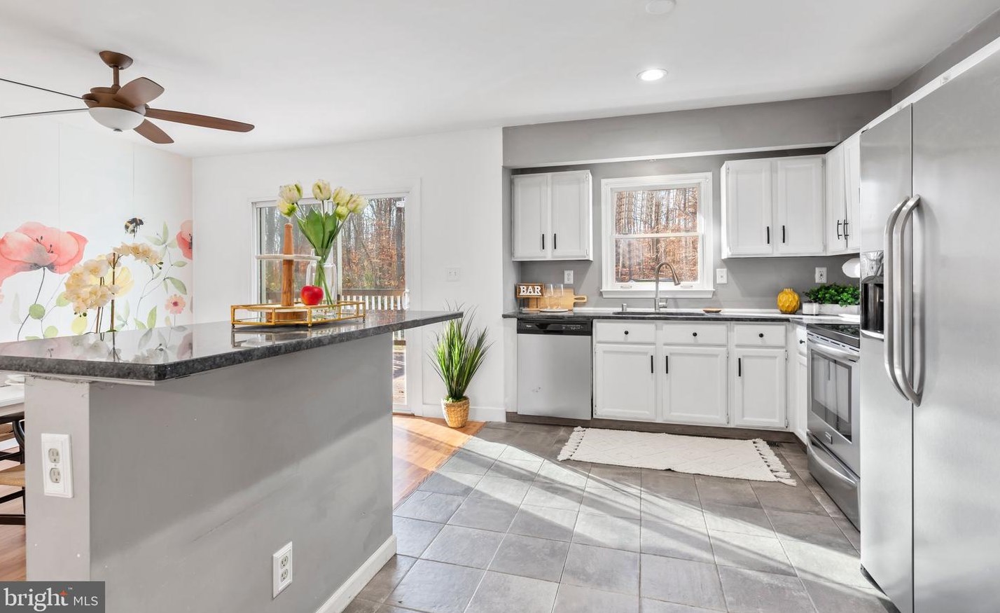 93 Dunbar Dr, Stafford VA  22556-6002 exterior