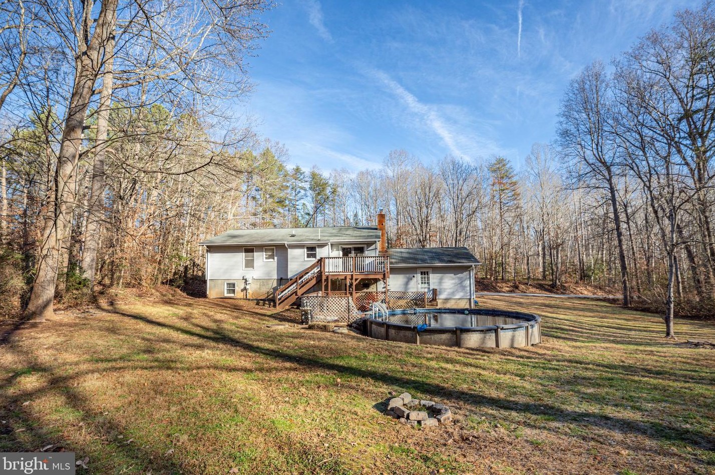 93 Dunbar Dr, Stafford VA  22556-6002 exterior