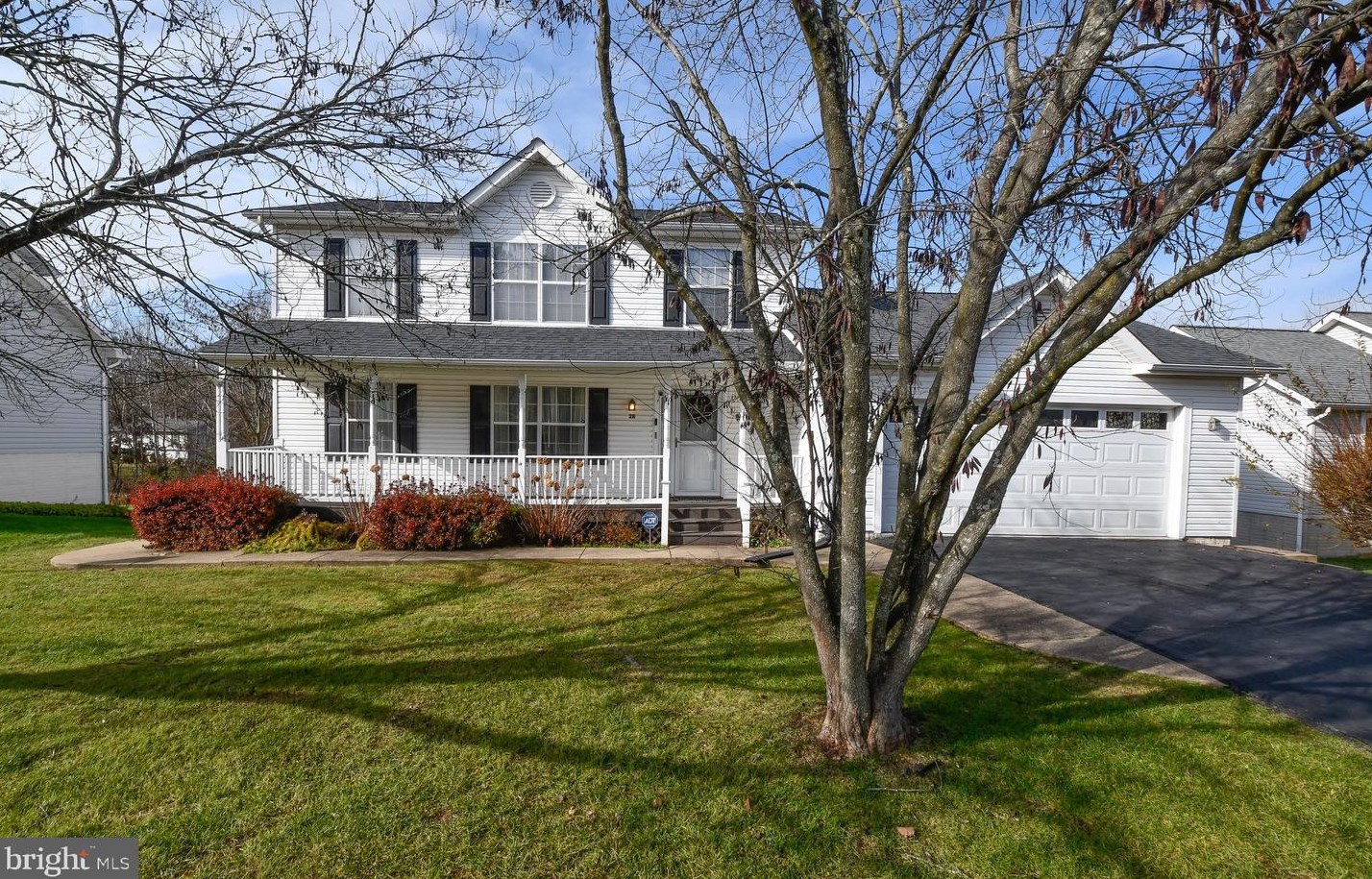 28 Tanterra Dr, Stafford, VA 22556-8007