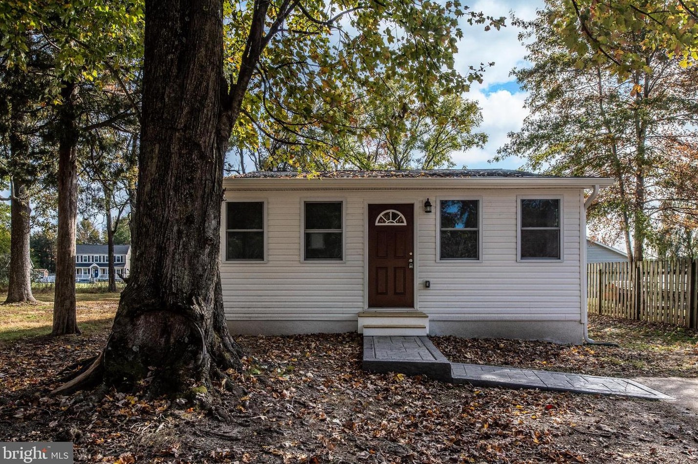 23 Robin Rd, Stafford, VA 22554