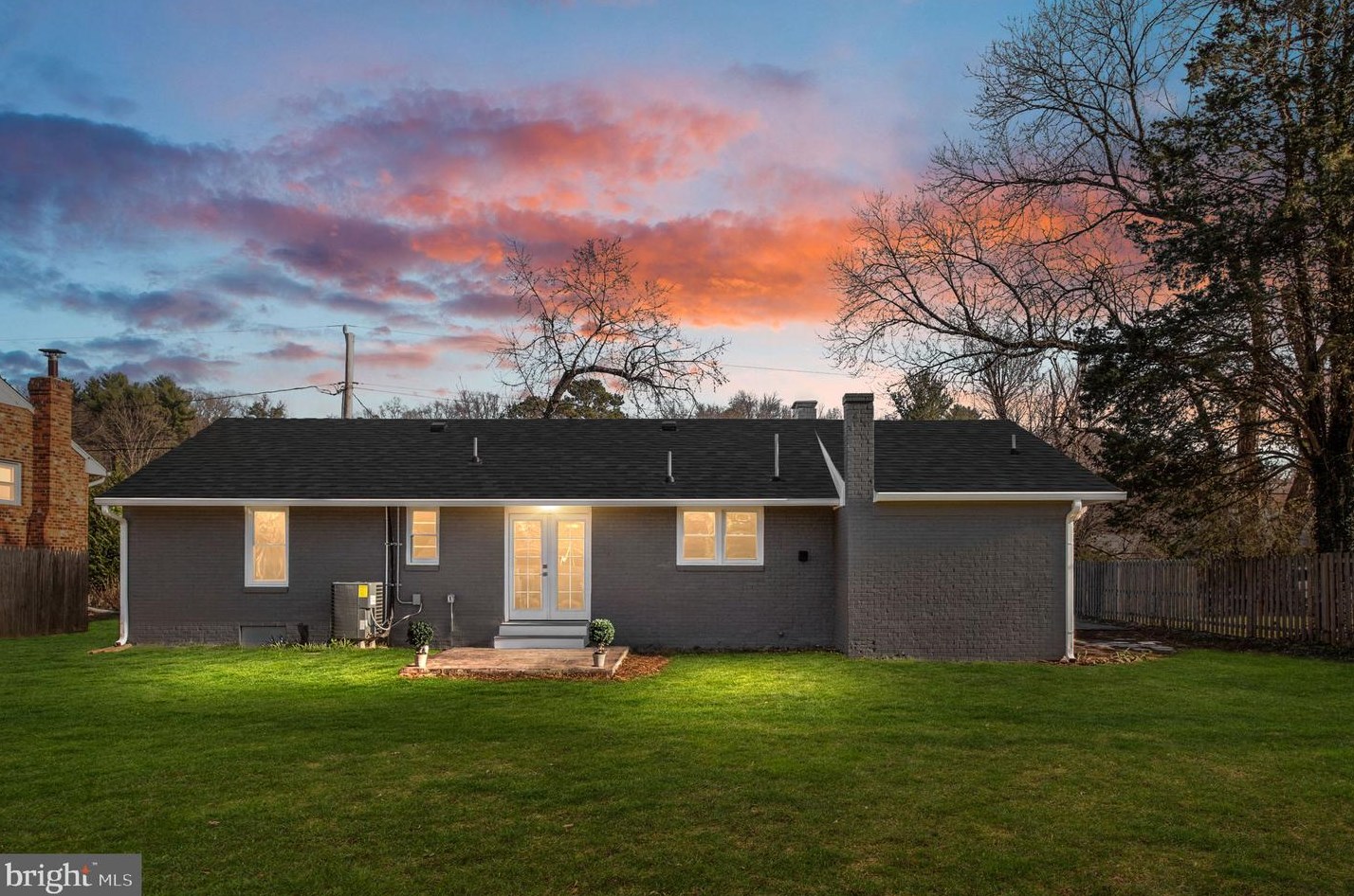 214 Maple St, Fredericksburg, VA 22405