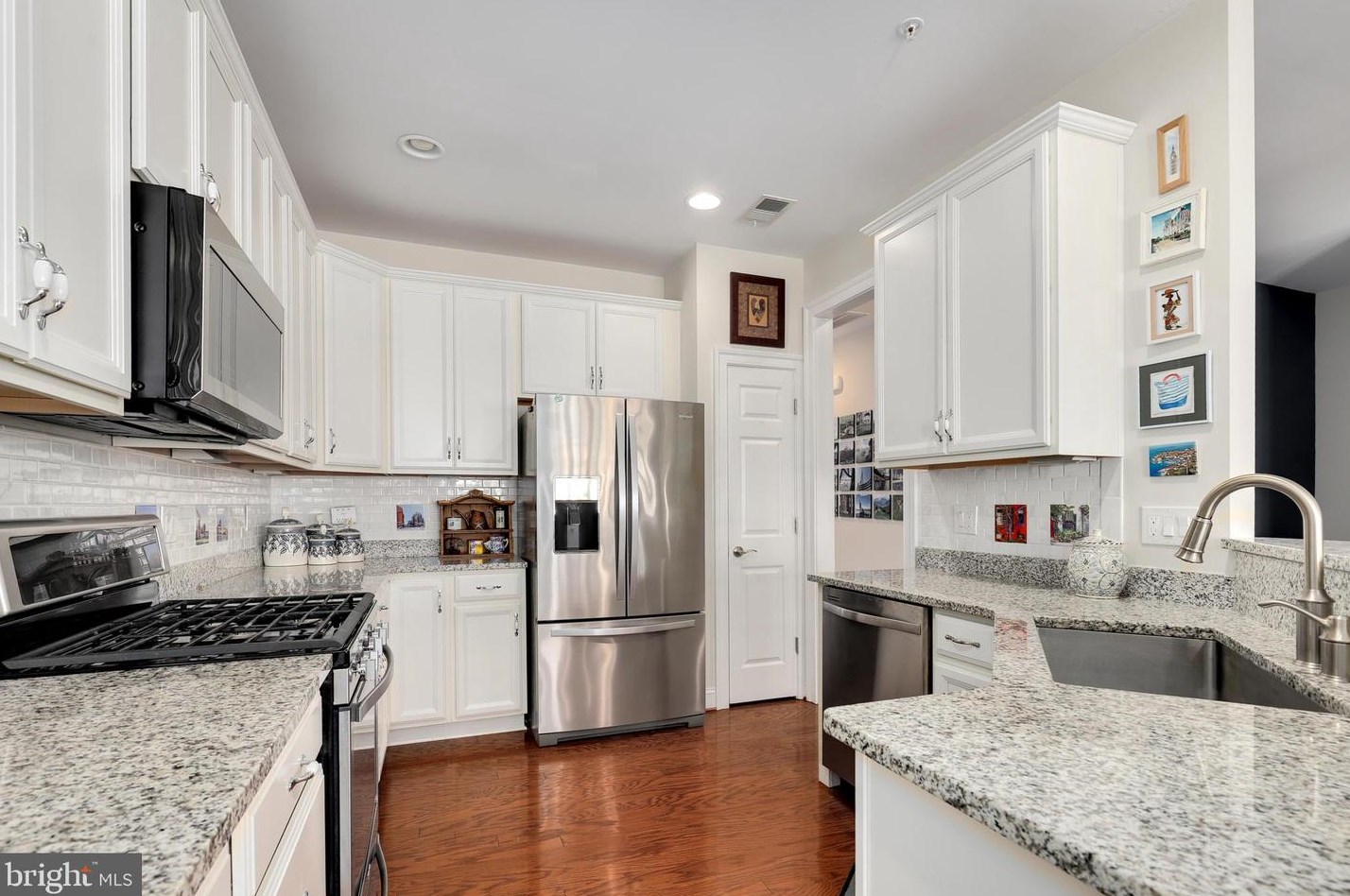 26 Table Bluff Dr, Fredericksburg VA  22406-5458 exterior