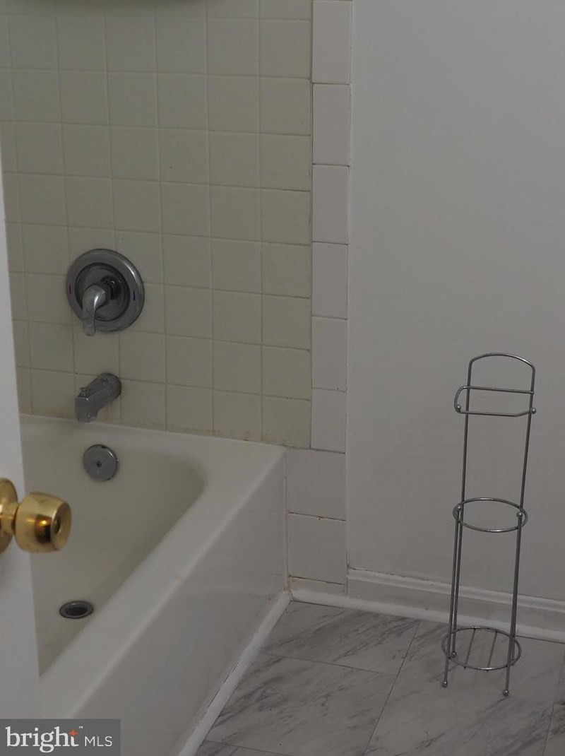 401 Madison Ct, Stafford VA  22556-9068 exterior