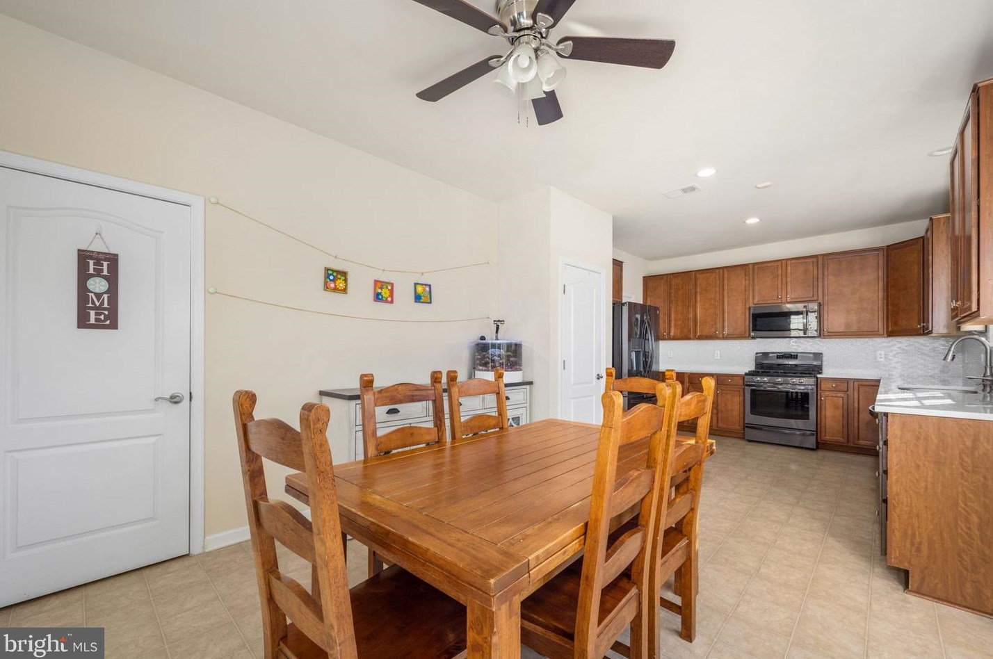 28 Royal Crescent Way, Fredericksburg VA  22406-7296 exterior