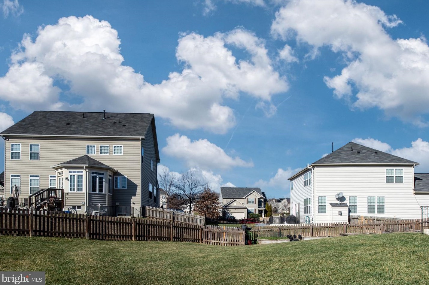 28 Royal Crescent Way, Fredericksburg VA  22406-7296 exterior